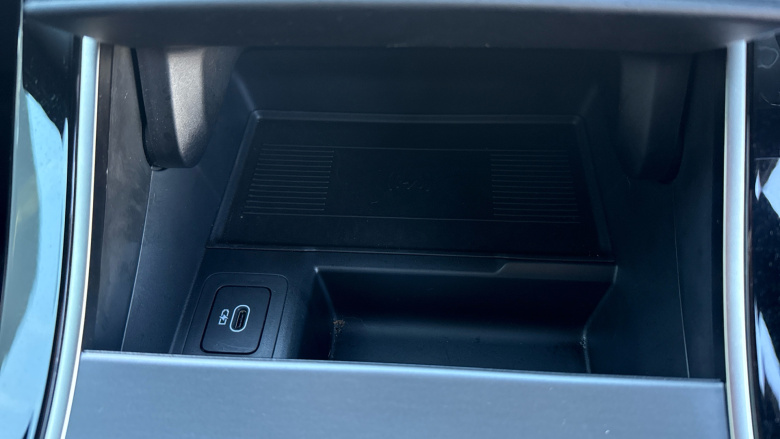 Land Rover Range Rover Evoque 2.0 D200 Dynamic SE 5dr Auto Diesel Hatchback